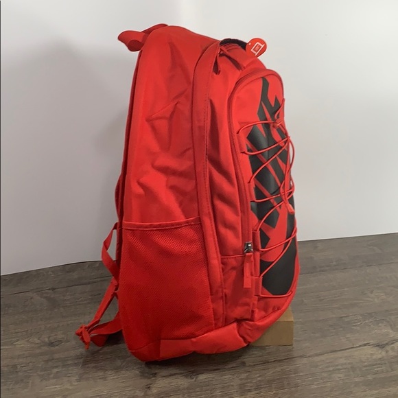 Nike HAYWARD 26L backpack - Picture 2 of 8